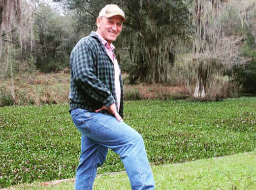 Man in green black plaid jacket in Tammy Sons entrepreneur feature